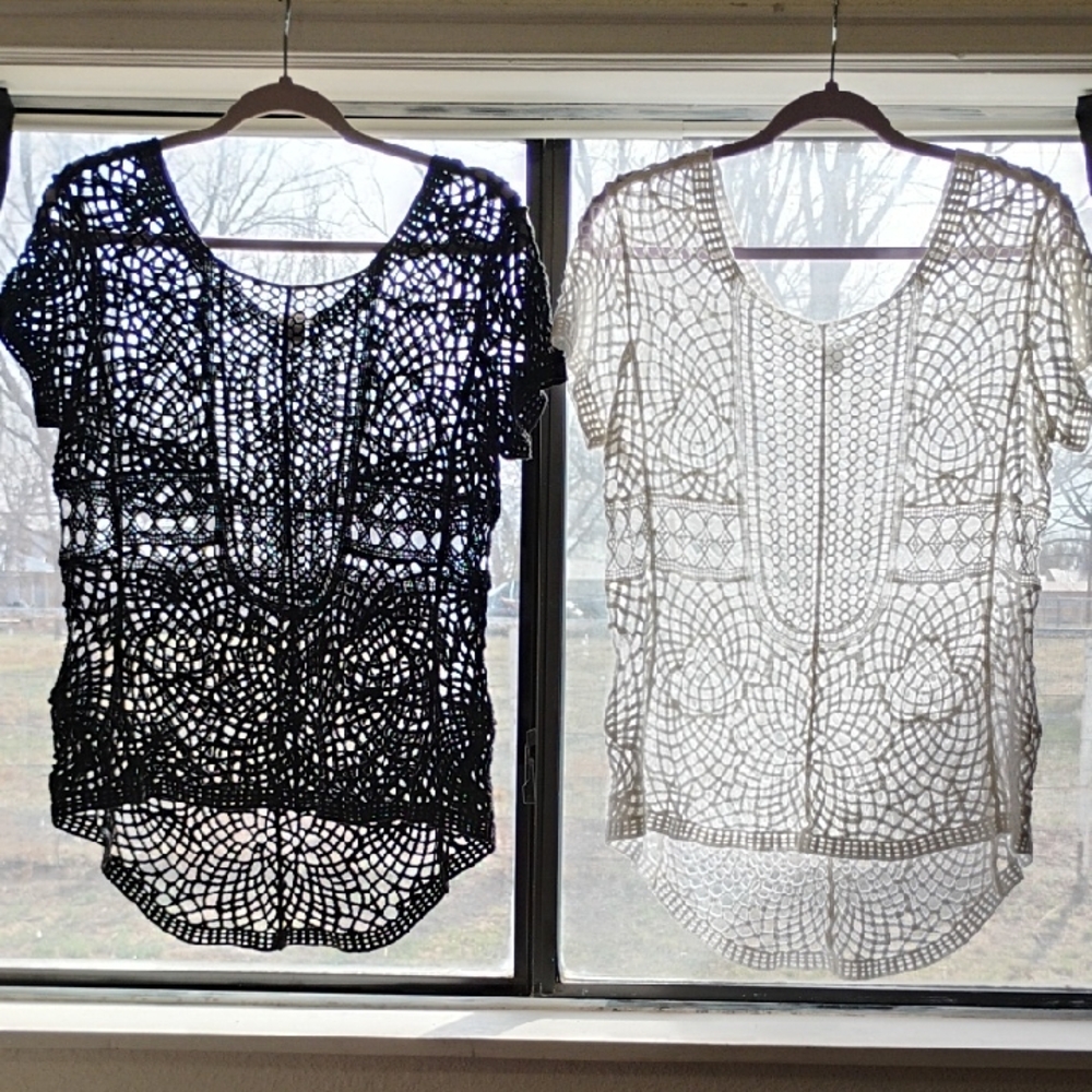 Cato (2) A Black And A White Crocheted Top L